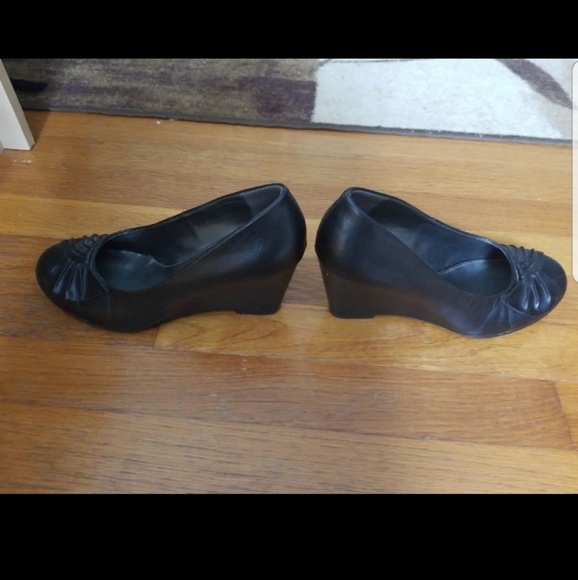 Appeal Black Wedges Platform Heels 7.5 - Picture 3 of 4